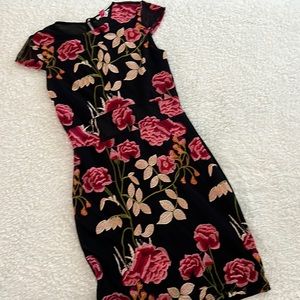 Agaci Floral Embroidered Bodycon | Size Small